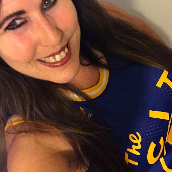 Meet your Posher, Odie - Picture 8 of 10